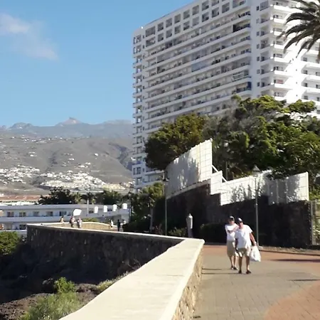 Cosy On Rooftop Apartman