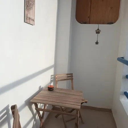 Apartment Cosy On Rooftop